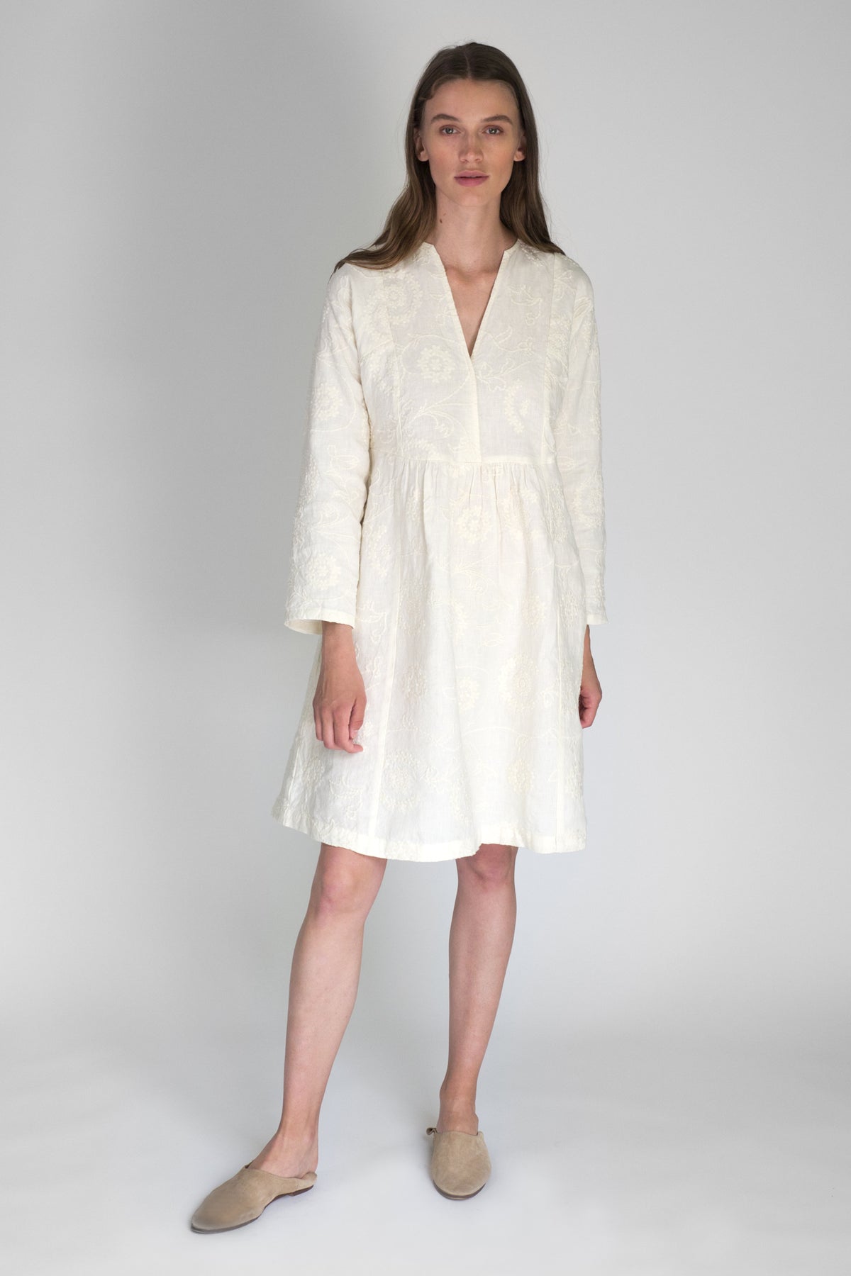 Jenia is 5'9 and wears a size XS/S