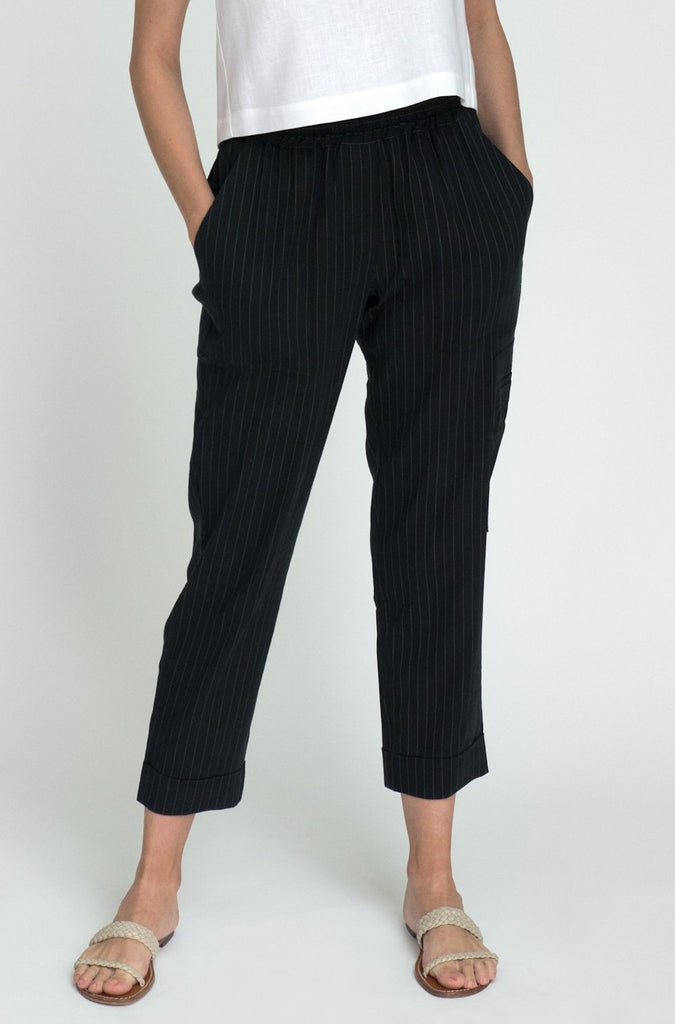 Rowe pant Jenia is 5