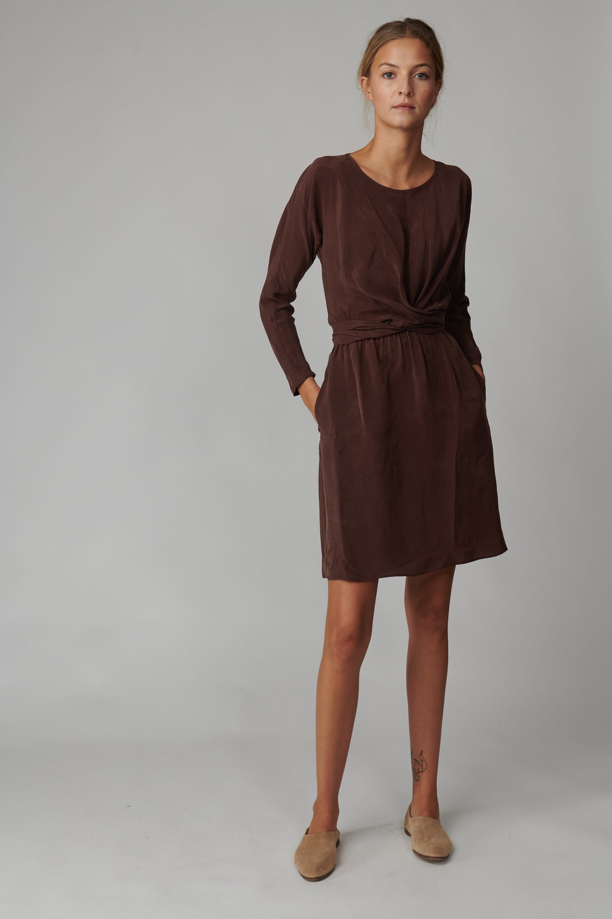 Emeline is 5'11 and wears a size S