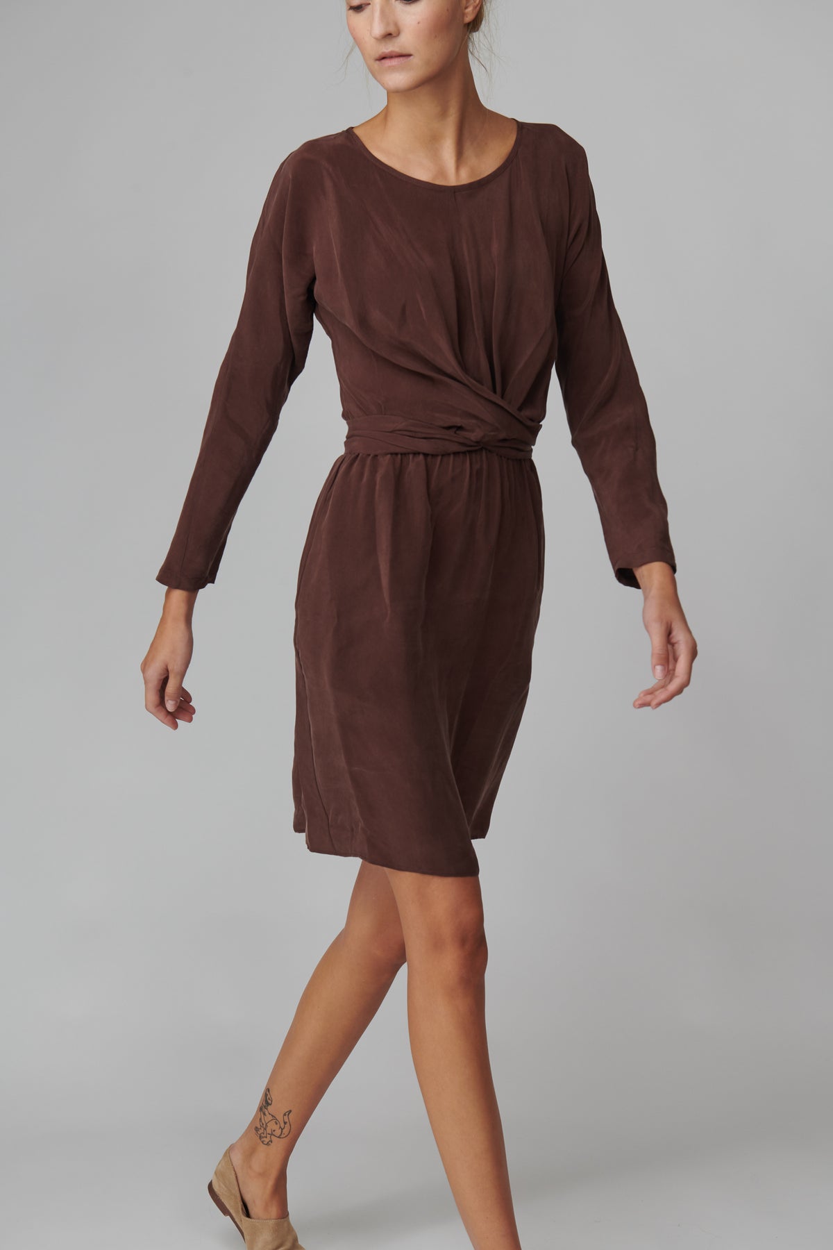 Emeline is 5'11 and wears a size S