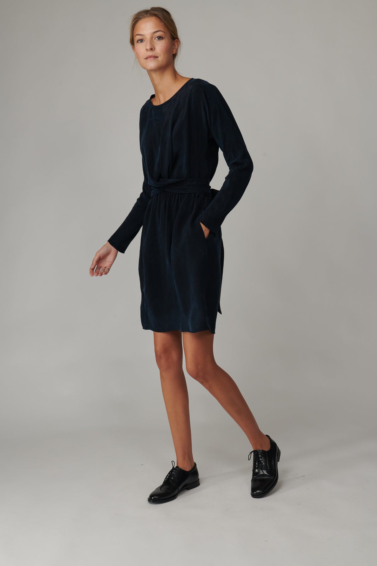 Emeline is 5'11 and wears a size S